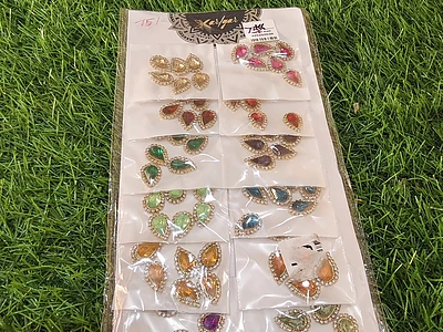 Image of Kundan stones - 14